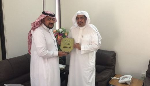 المدير العام   يشكر مدير جمعيه البر‎ الخيرية ببريدة