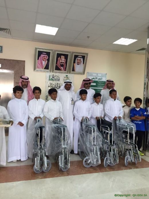 طلاب مدرسة الفيصلية الابتدائية زاروا مستشفى الشفاء‎