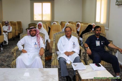 مستشفى الملك سعود بعنيزة ينظم دورة الستة سيجا (الحزام الاسود)