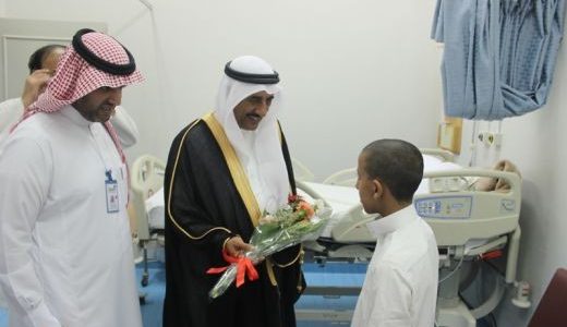زيارة رئيس لجنة أصدقاء المرض للمنومين بمستشفى رياض الخبراء‎
