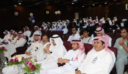 مدير مستشفى الملك سعود بعنيزة أطلق 10 الخطط الاستراتيجية لتدريب وتطوير التمريض من الجنسين