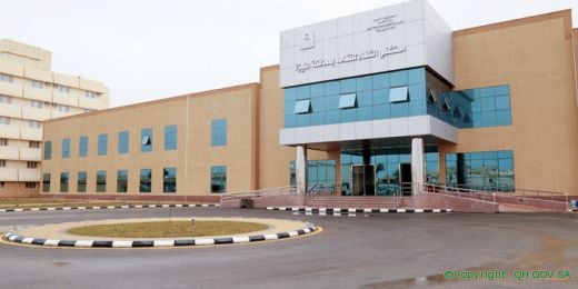 مستشفى الشفاء بعنيزة يستقبل طالبات جامعة القصيم