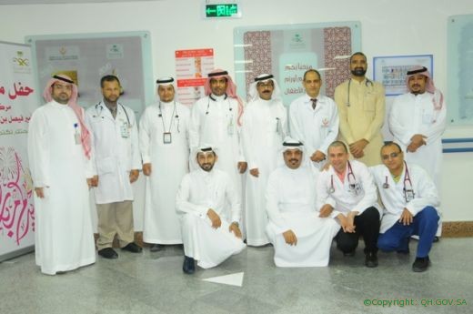 مركز الأمير فيصل بن بندر للأورام يعايد مرضاهـ .