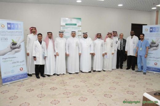 مدير مستشفى بريدة المركزي يبحث آلية تعزيز التعاون المشترك مع المركز السعودي لزراعة الاعضاء