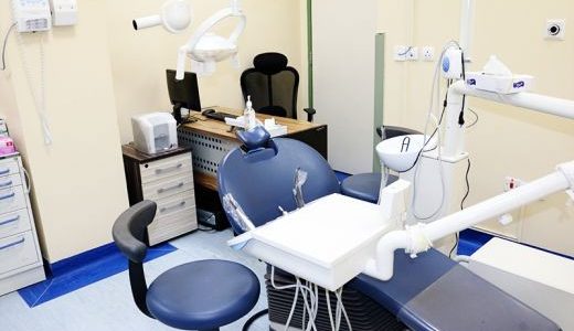 مستشفى القوارة العام يستقبل 3400 مراجع لعيادة الأسنان لعام 2017م