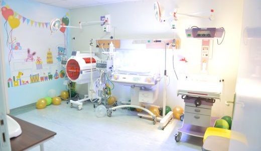 تشغيل وحدة الحضانة للأطفال حديثي الولادة بمستشفى البدائع